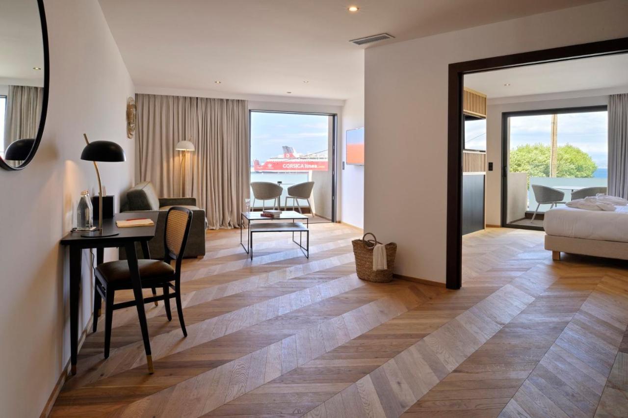 Hotel & Spa Rocabella LʼÎle-Rousse Екстериор снимка