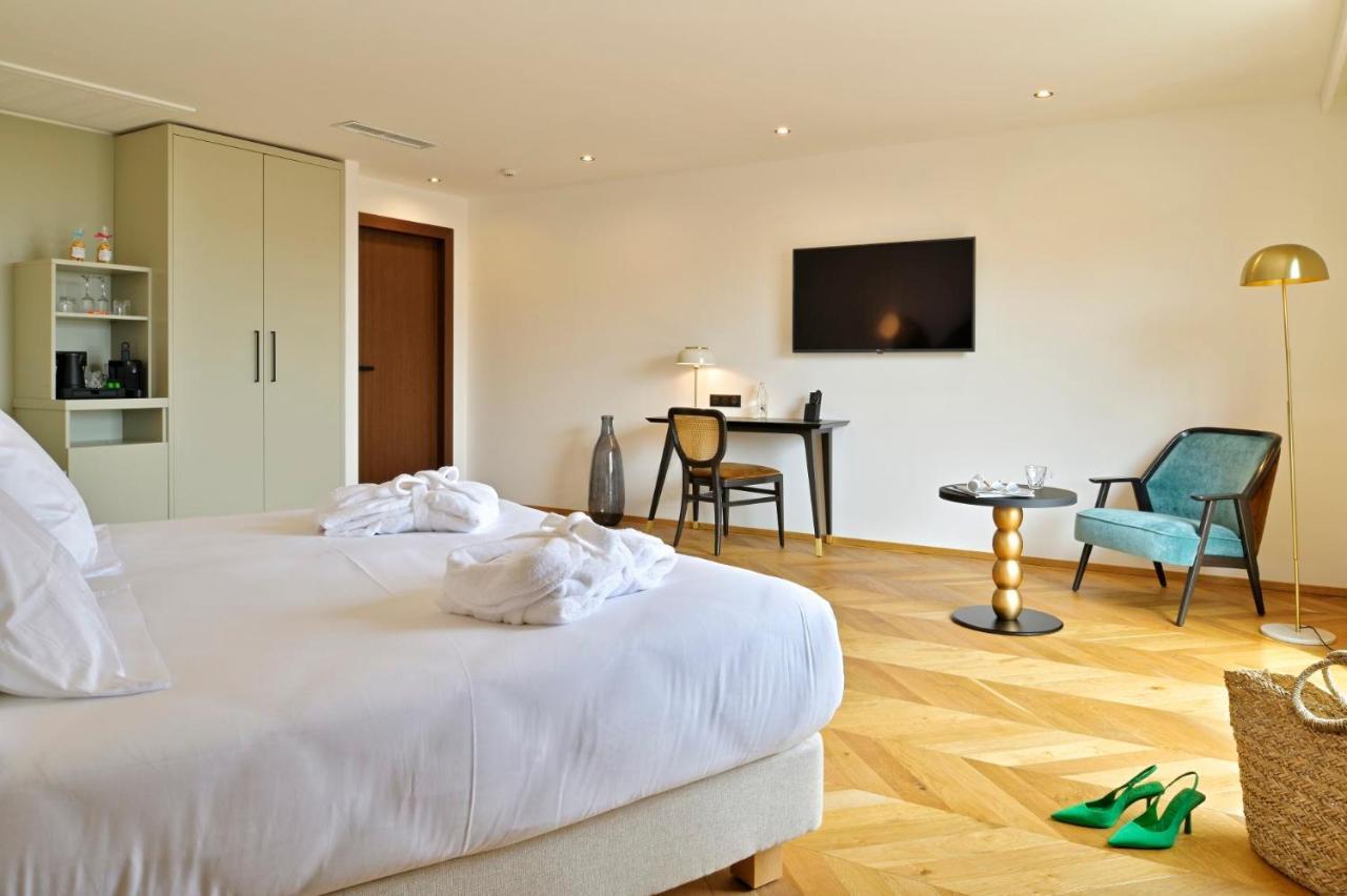 Hotel & Spa Rocabella LʼÎle-Rousse Екстериор снимка